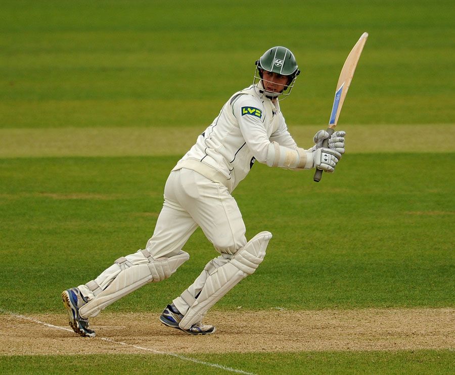 Matt Pardoe flicks to leg