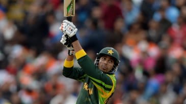 Hafeez steers Lahore Lions to big win