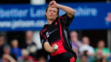 Styris, Ireland star in low-scoring win