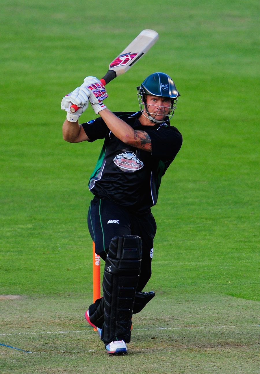 Gareth Andrew swings down the ground