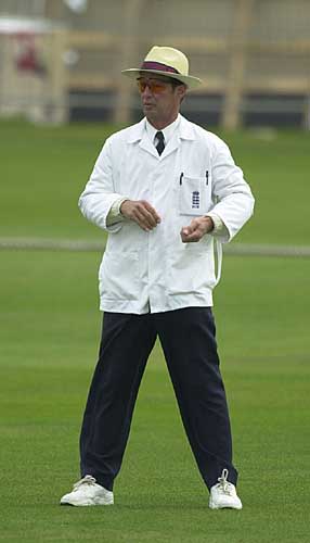 Umpire Jeremy Lloyds