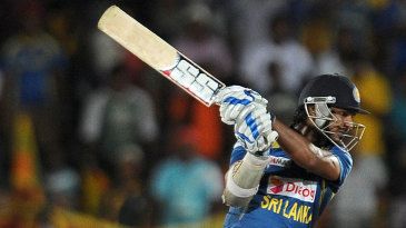 Moors tie with Tamil Union on rain-hit opening day