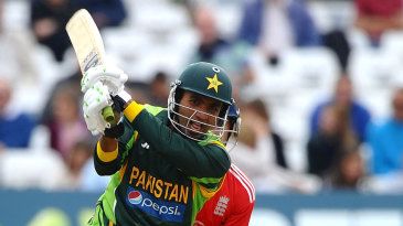 India and Pakistan to meet in final