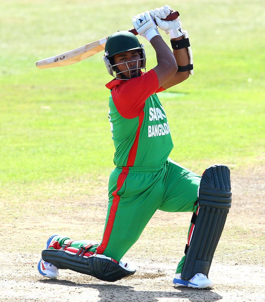 Raqibul Hasan made 72