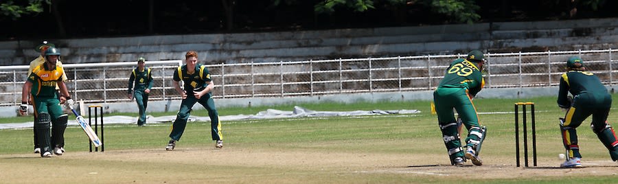 Bradley Dial defends during his knock of 48