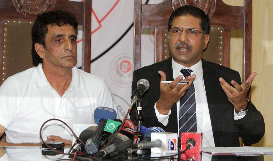 Asad Rauf with his lawyer, Syed Ali Zafar at a press conference