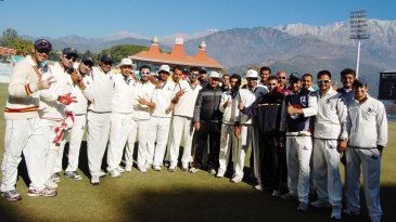 Himachal ride on Rishi Dhawan form