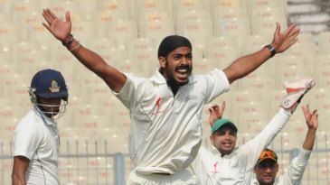 Fourteen wickets tumble in Dharamsala; Hooda dominates Punjab
