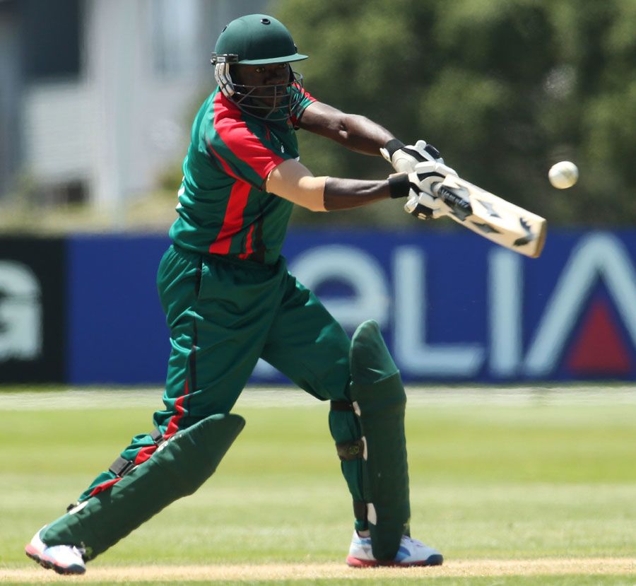Steve Tikolo plays an off-side shot during his 41-ball 55