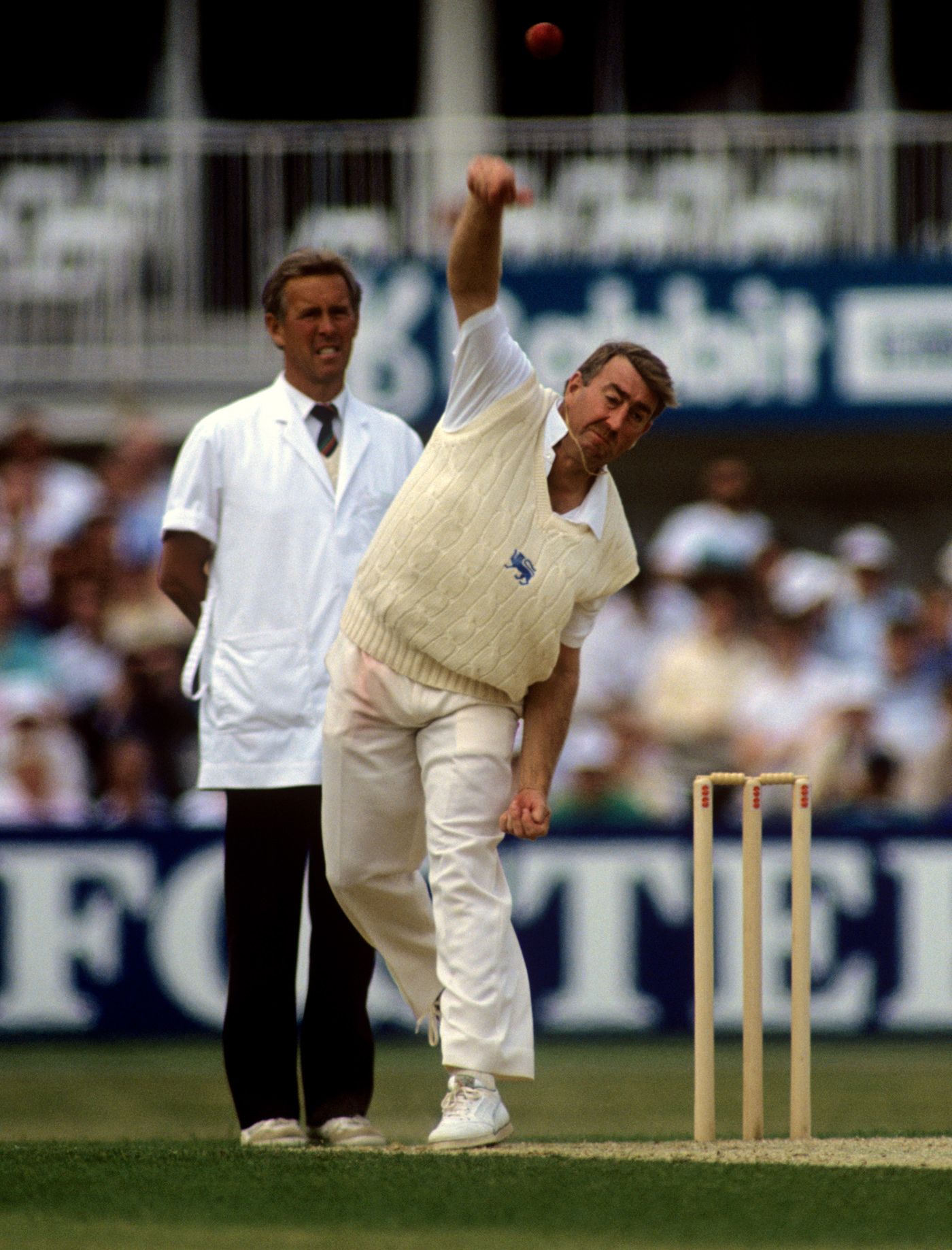 Eddie Hemmings bowls
