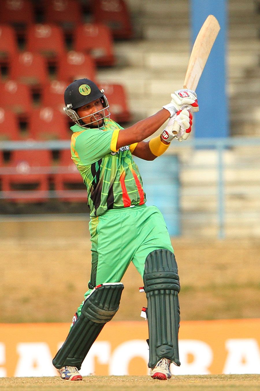 Ramnaresh Sarwan punched a quickfire 89