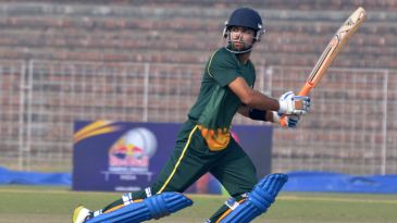 Vohra, Gurinder give DAV easy opening win
