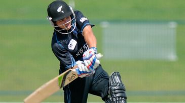McClure 193* helps Canterbury chase 397