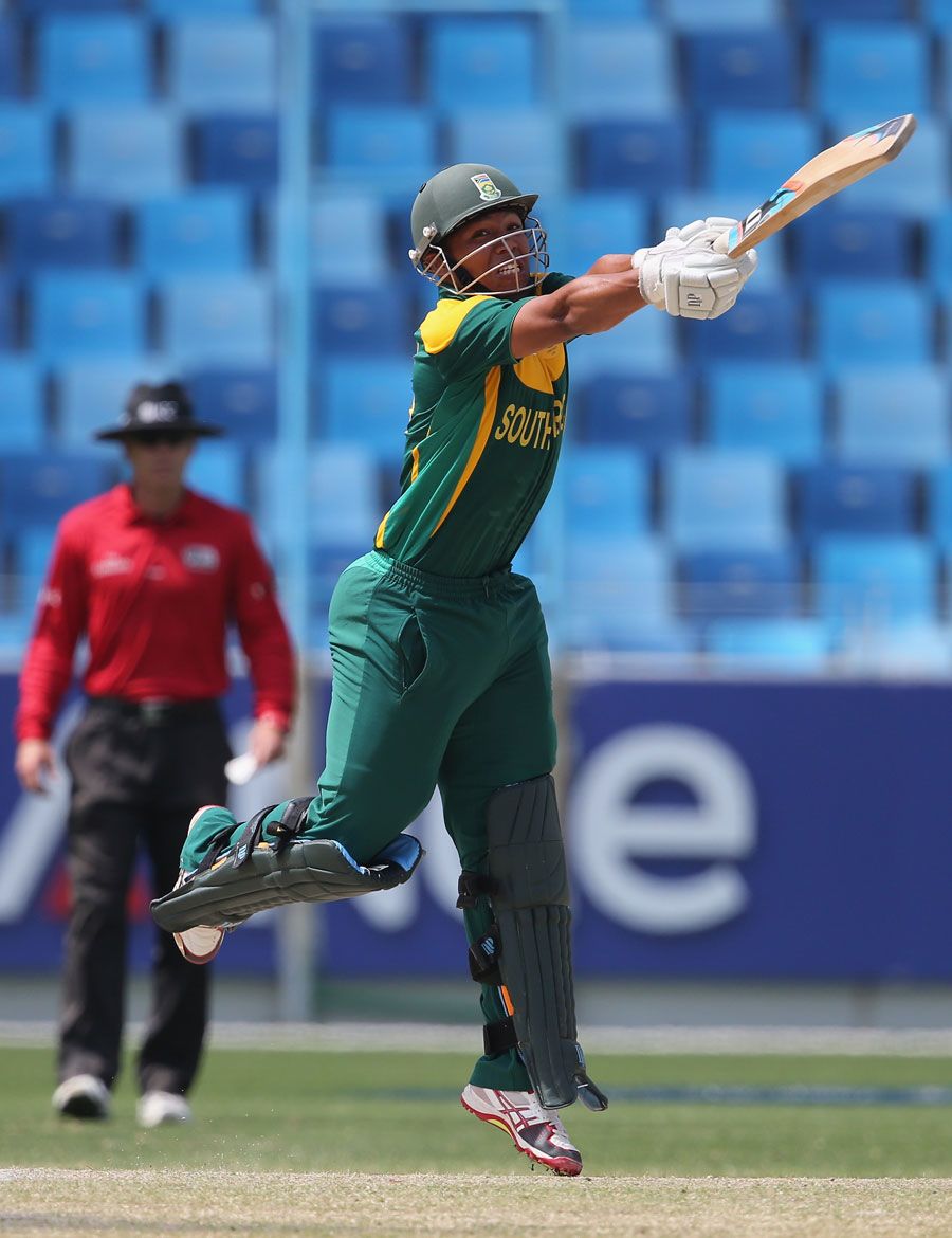 Clyde Fortuin goes on the attack