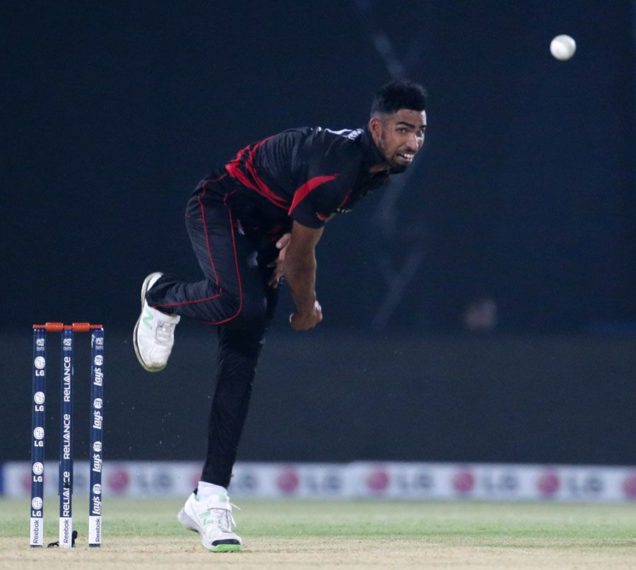 Irfan Ahmed hurls in a delivery