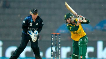 Seamers set up rare SA win over NZ