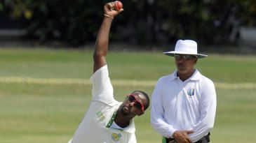 Shane Shillingford suspended from bowling in domestic cricket
