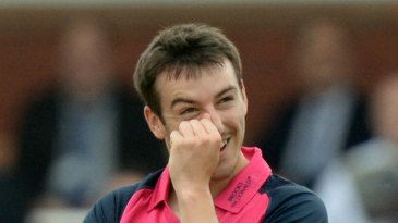 Middlesex endure two defeats in one day