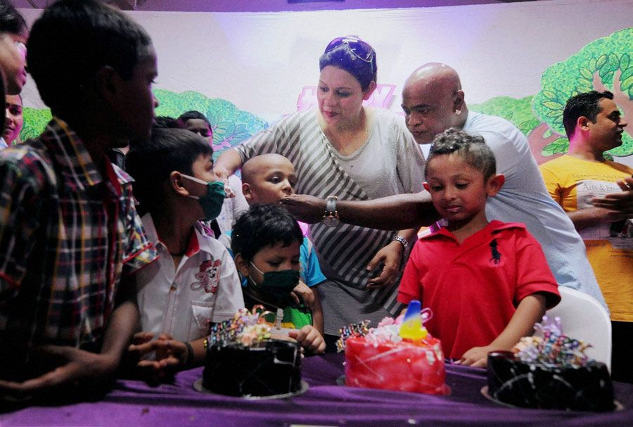 Vinod Kambli celebrates his son Jesus' birthday with cancer-affected children