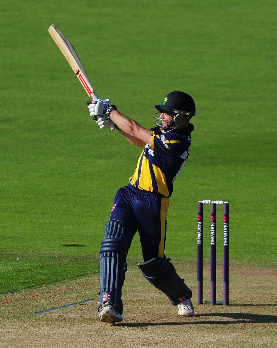 Mark Wallace struck a rapid 33