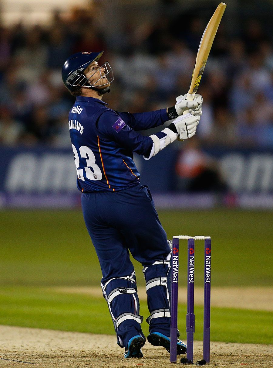 Tim Phillips took Essex to victory