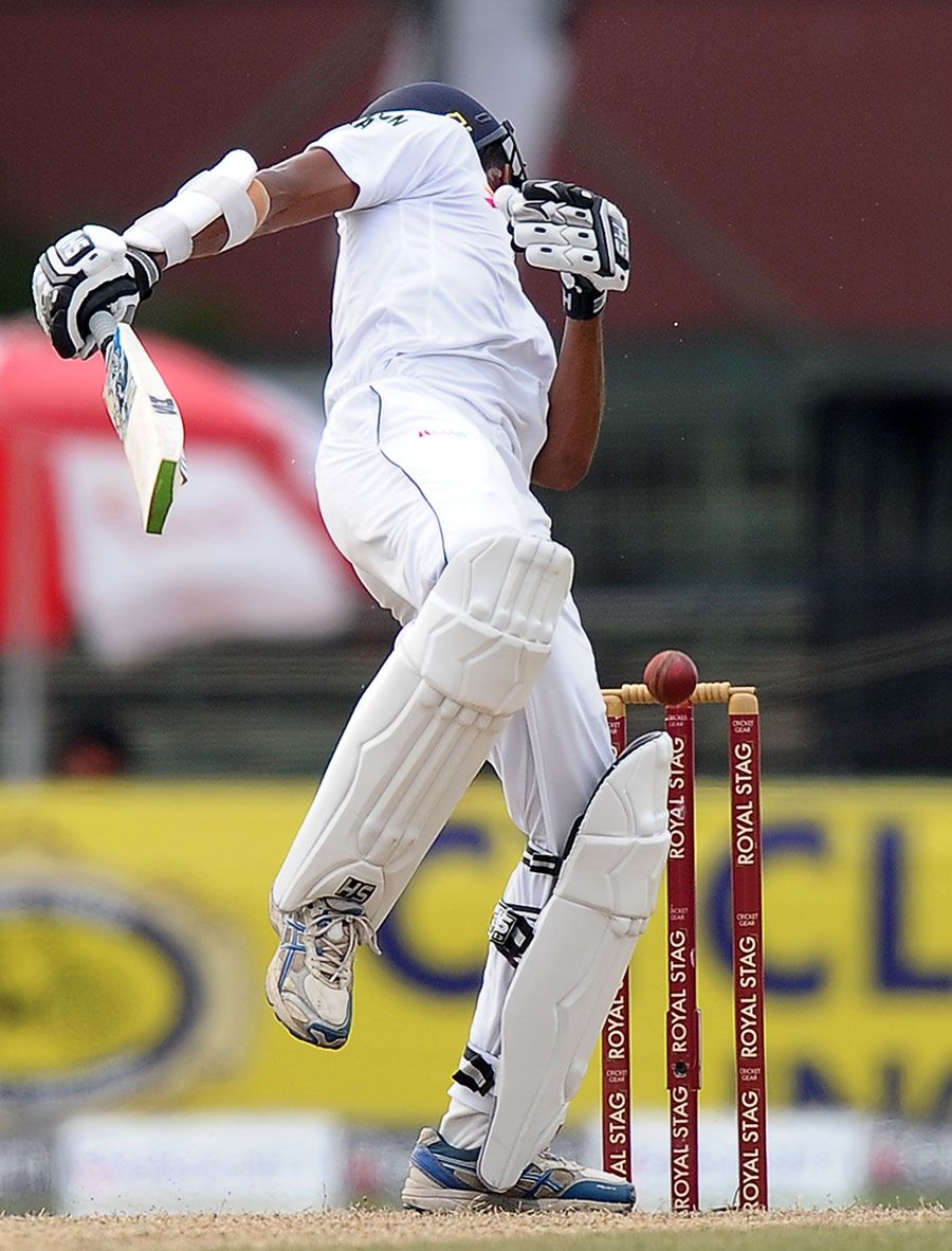 Kithuruwan Vithanage is hit by a Dale Steyn bouncer