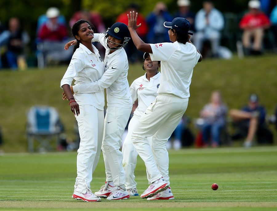 Nagarajan Niranjana ran through England's top order