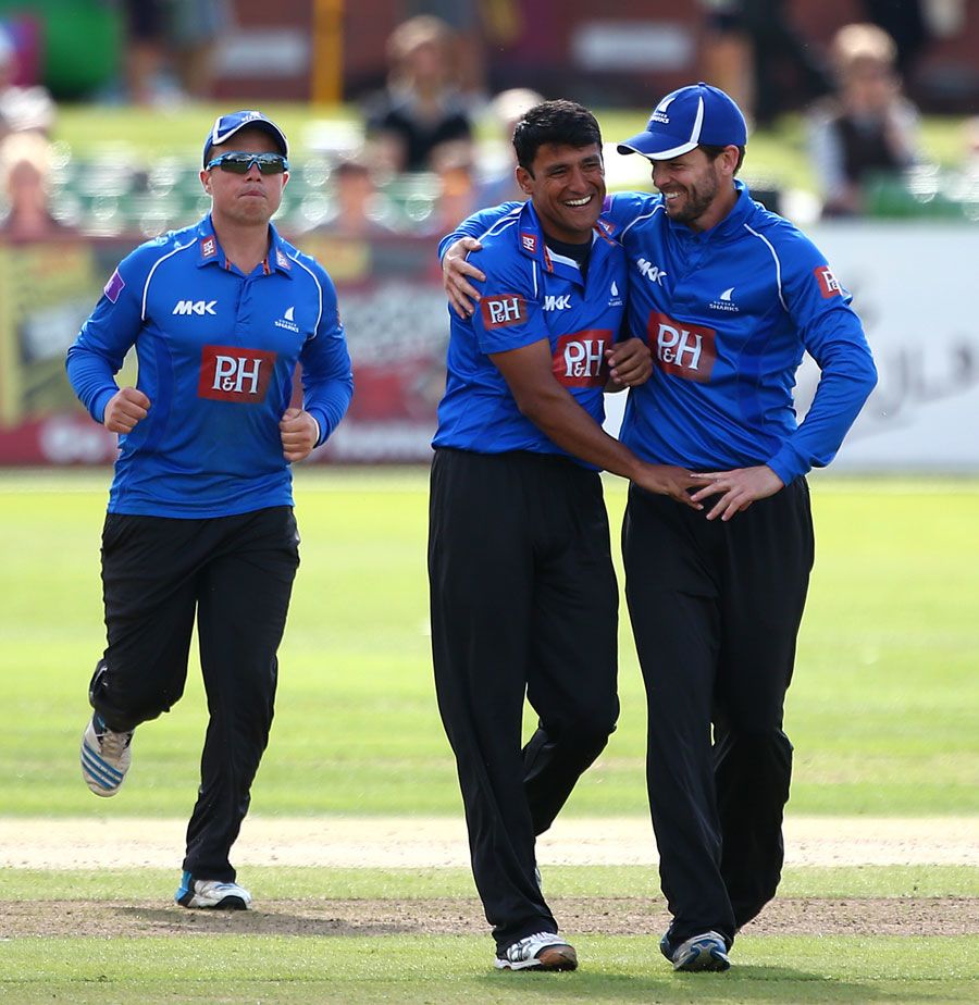 Yasir Arafat picked up four wickets