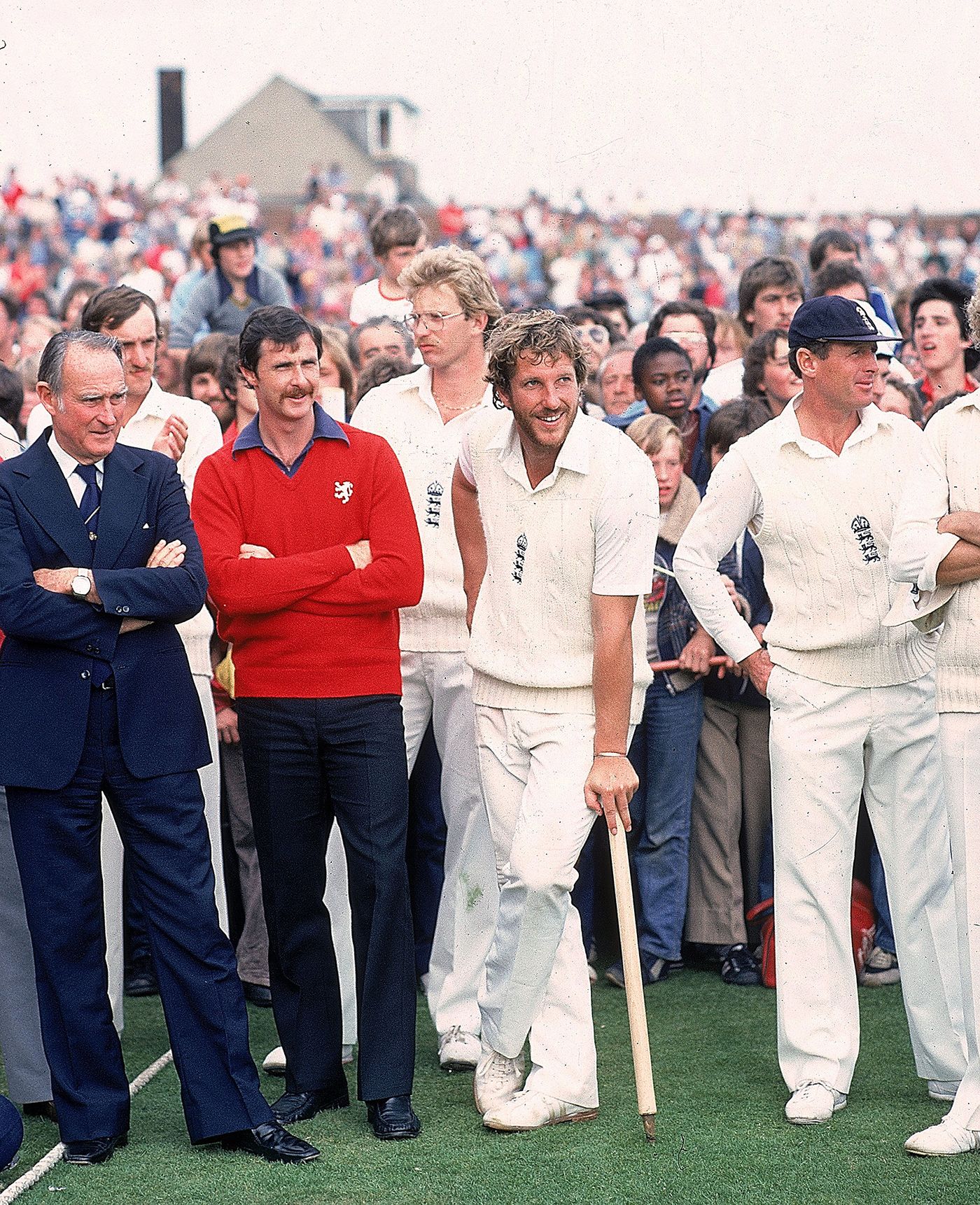 Graham Yallop, Ian Botham and Geoff Boycott at the presentation