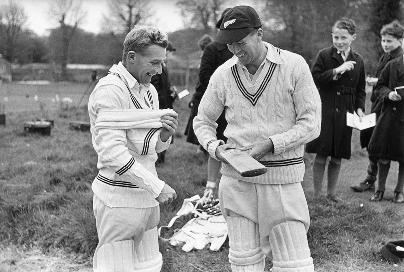 Bert Sutcliffe and Jack Cowie in 1949