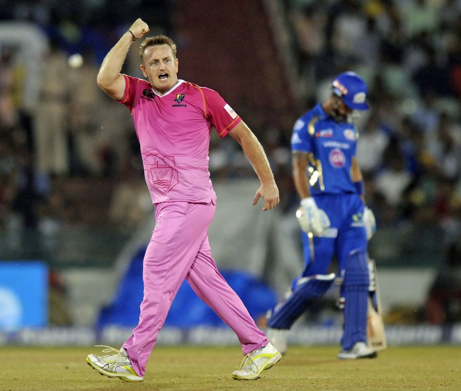 Scott Styris celebrates after taking a wicket