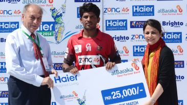Zubair hundred steers Bears to win