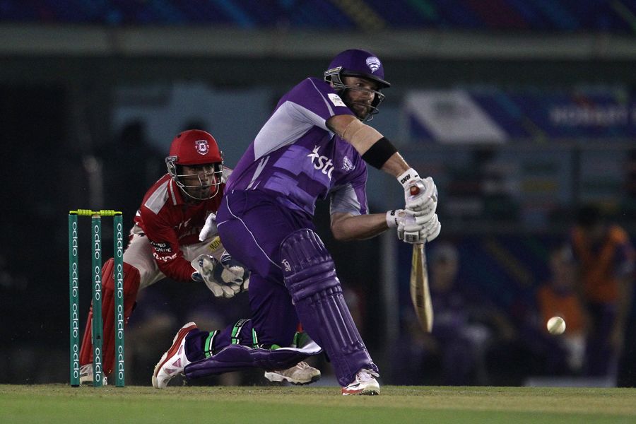 Travis Birt gave Hobart Hurricans a lift in the latter half of their innings