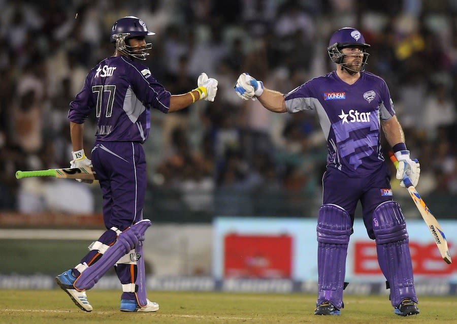 Shoaib Malik and Aiden Blizzard added 100 runs in 50 balls