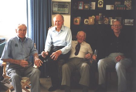 Former New Zealand cricketers celebrate Kerr's 90th birthday