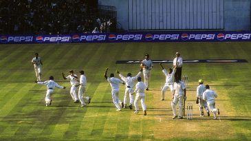 What is the closest Test series ever played, by average runs per wicket scored by each team?
