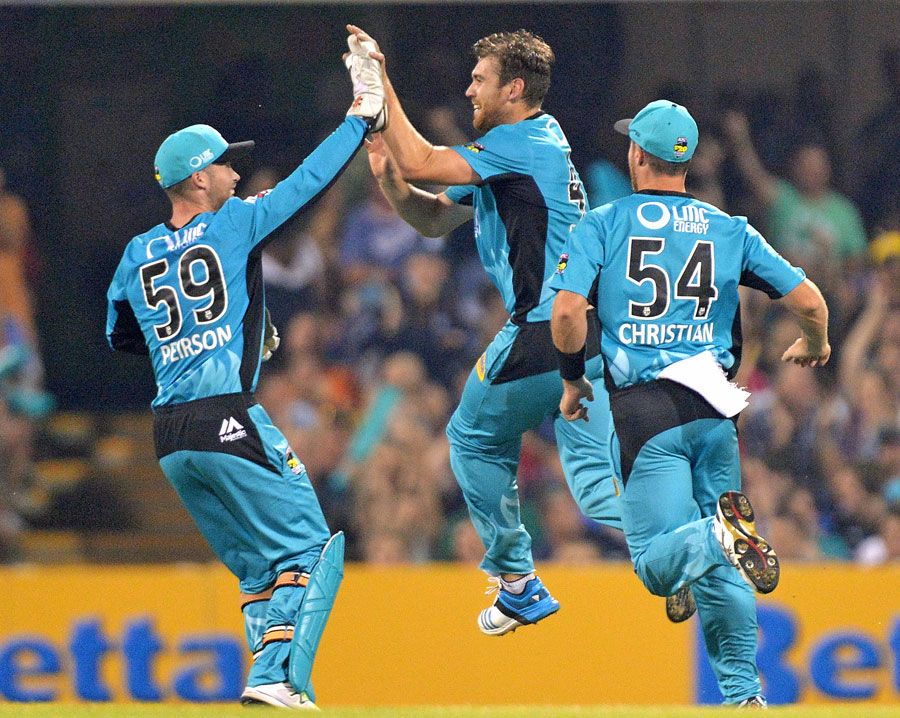 Ryan Duffield rattled the Stars top order with quick wickets