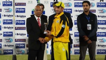 Sami, Gohar keep Fighters on top with third win