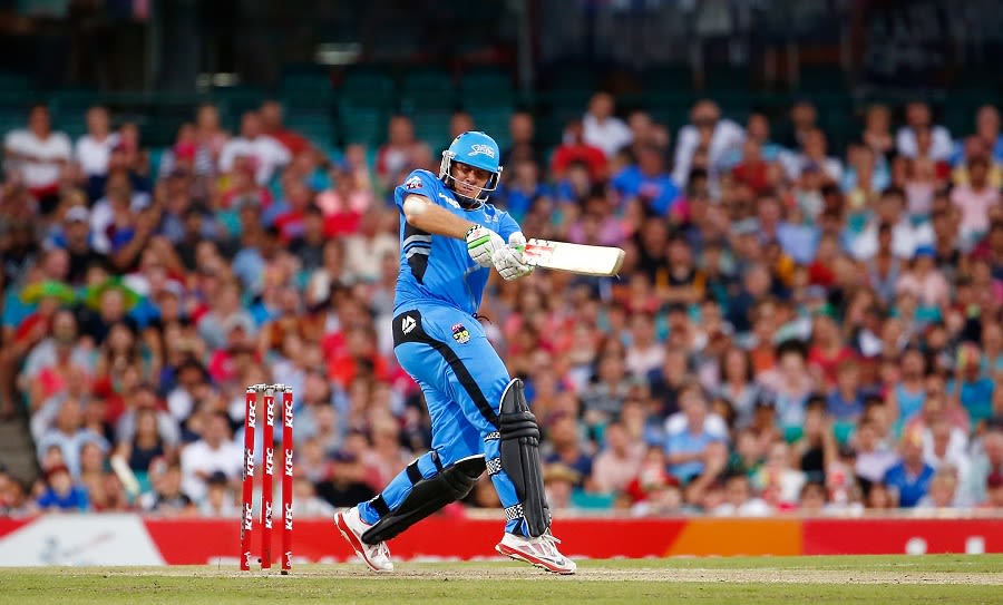Craig Simmons hit 46 off 34 balls