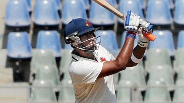 Mumbai flay NZ spinners on 402-run day
