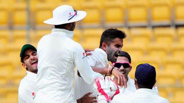 Relentless Karnataka attack sets bar high