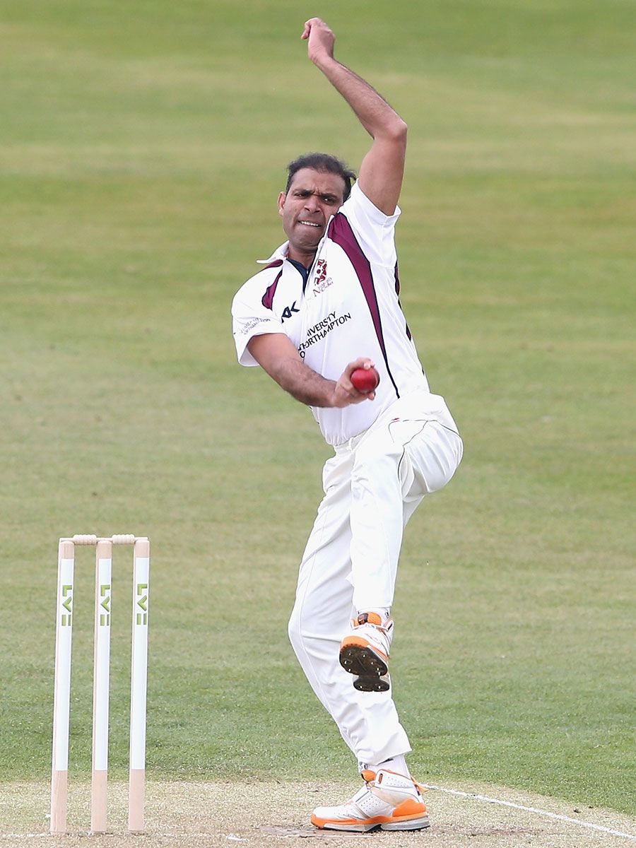 Muhammad Azharullah removed Gloucestershire's top three