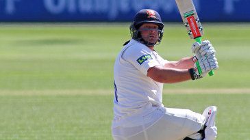 Central Districts clinch two-wicket win in final hour