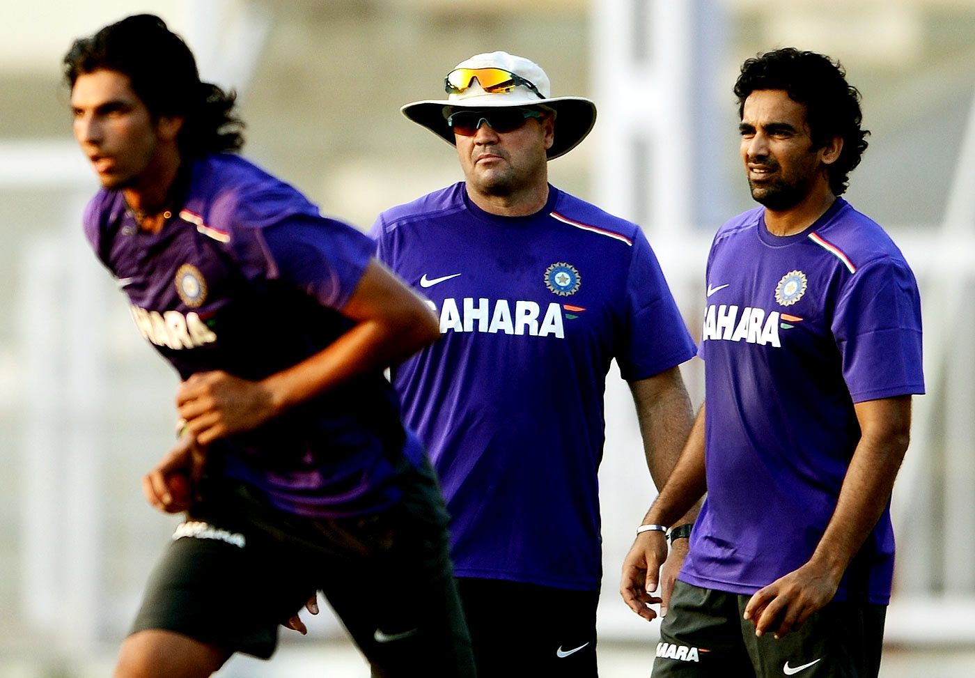 India's bowling coach Joe Dawes with Ishant Sharma and Zaheer Khan