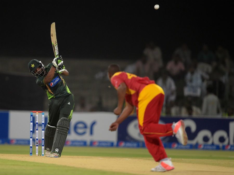 Mukhtar Ahmed hits over the top