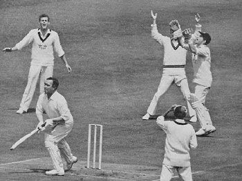 Denis Compton returned to Lord's in June 1963 to play for MCC against Oxford University