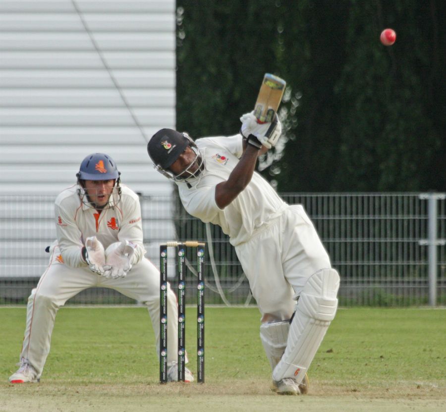 Jack Vare hits over the top