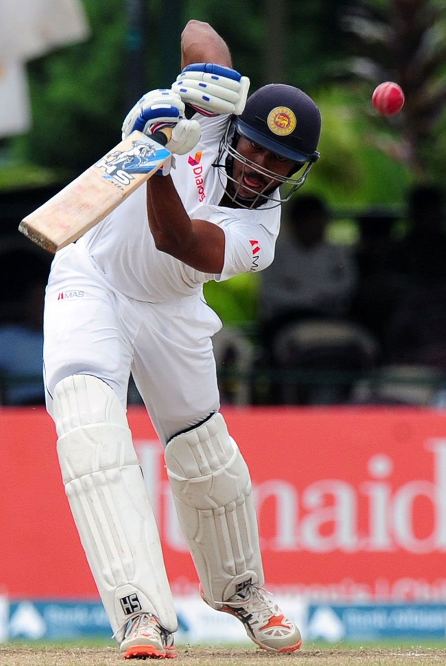 Kithuruwan Vithanage opened and made a brisk 34