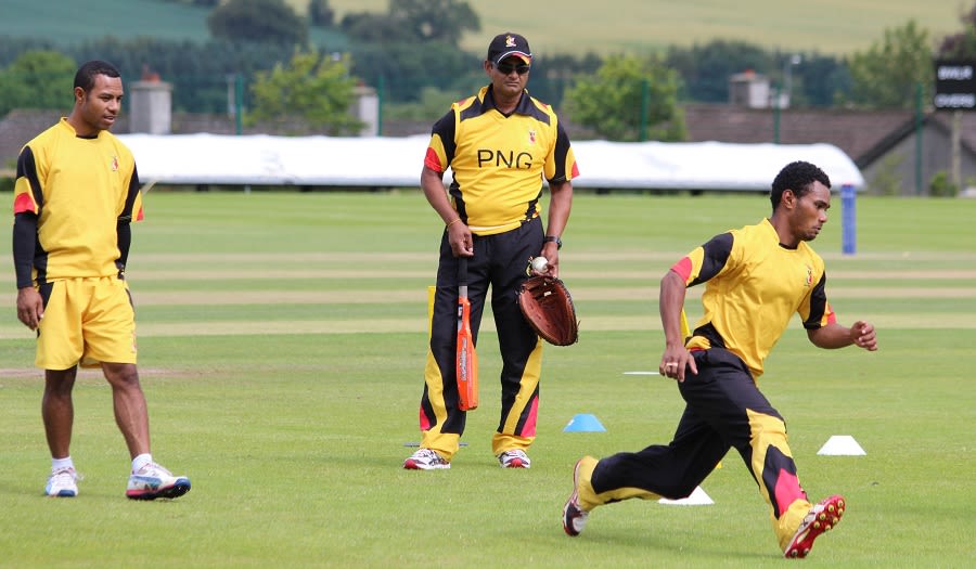 Dipak Patel supervises slide practice