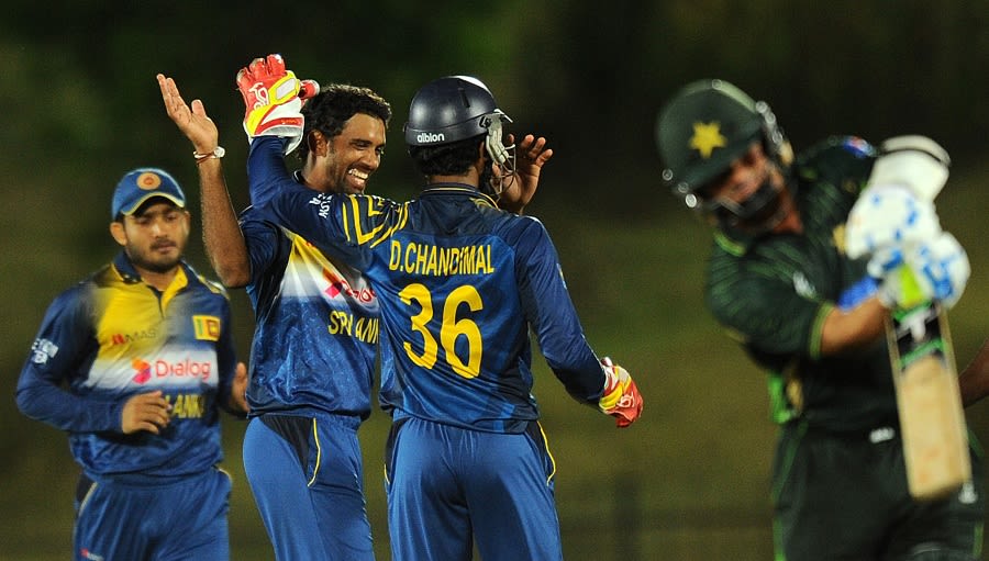 Sachithra Senanayake picked up three wickets